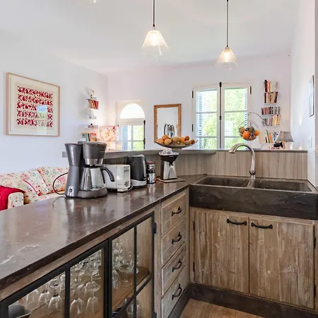 Apartment Les Jardins De By Interhome